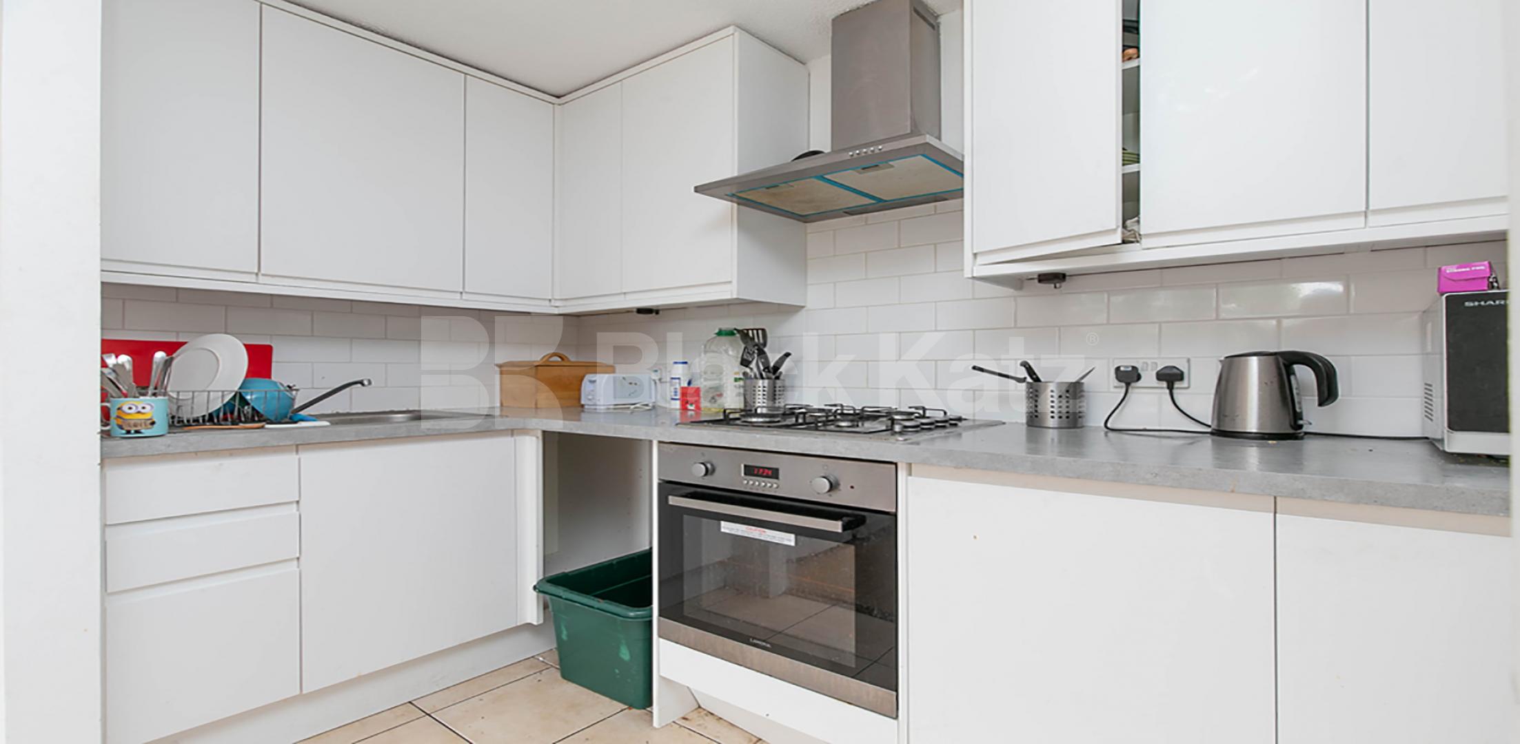 Spacious three double bedroom property in an amazing location  Pollitt Drive, Marylebone